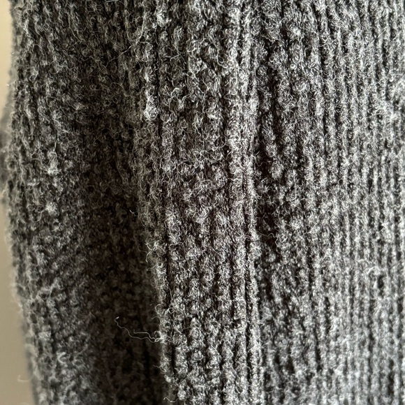 Code x Mode Charcoal gray V-Neck Boucle Knit Cardigan Sweater, size XS - Picture 11 of 16